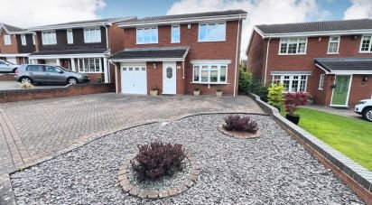 4 bedroom Detached house in Kingswinford (DY6)